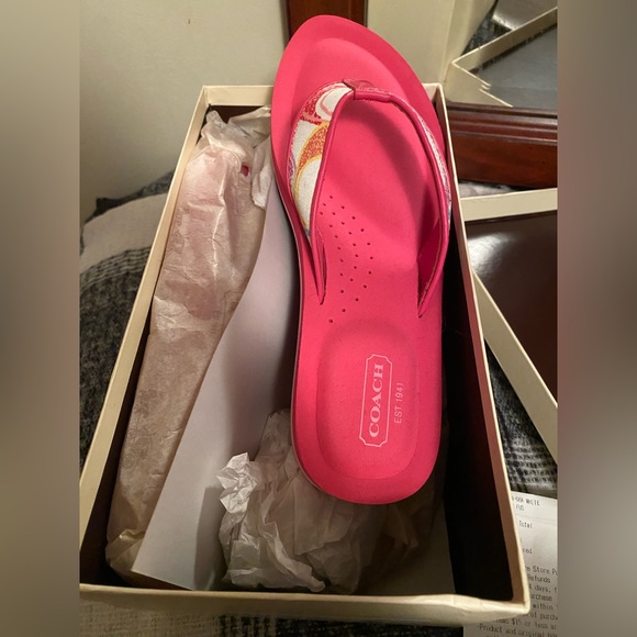 Coach hot pink summer sandal - Picture 2 of 4